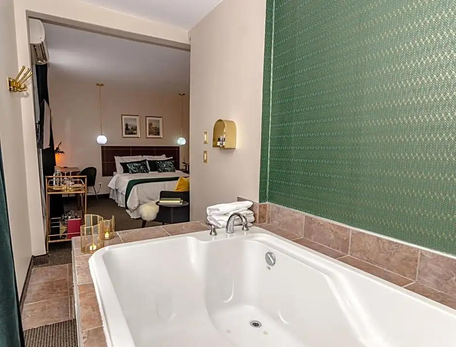 Maison Cartier Boutique Hotel