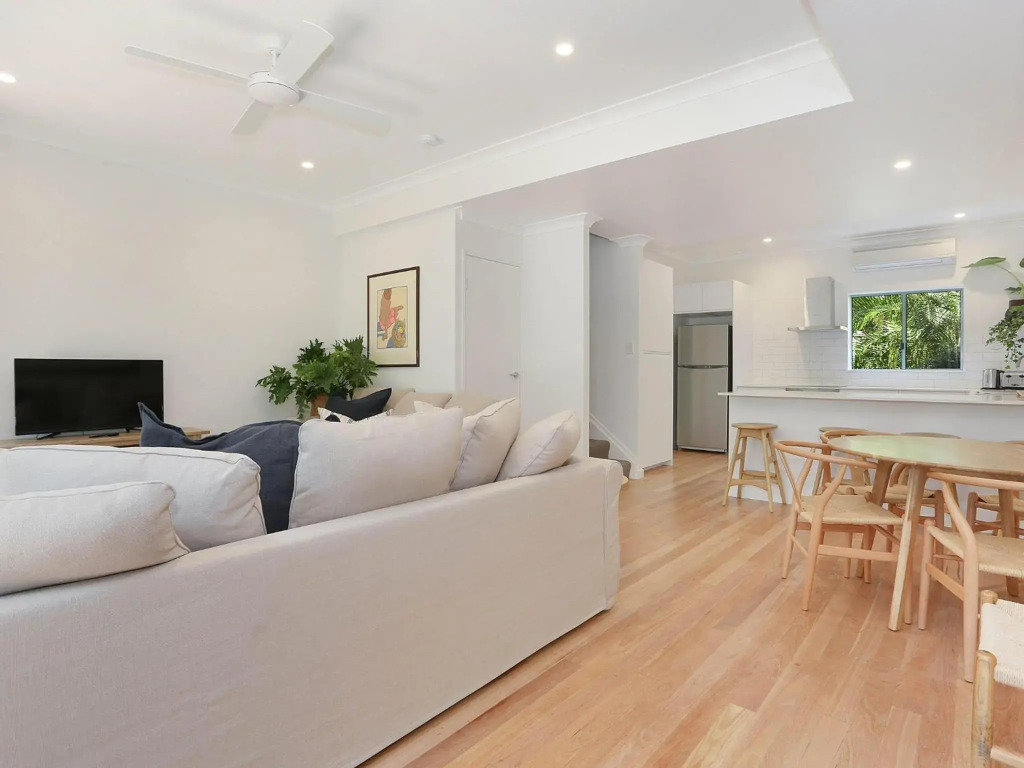 Byron Beachside 8