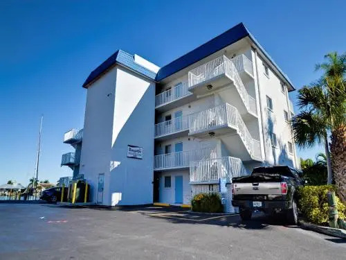 Bayside Condos 18