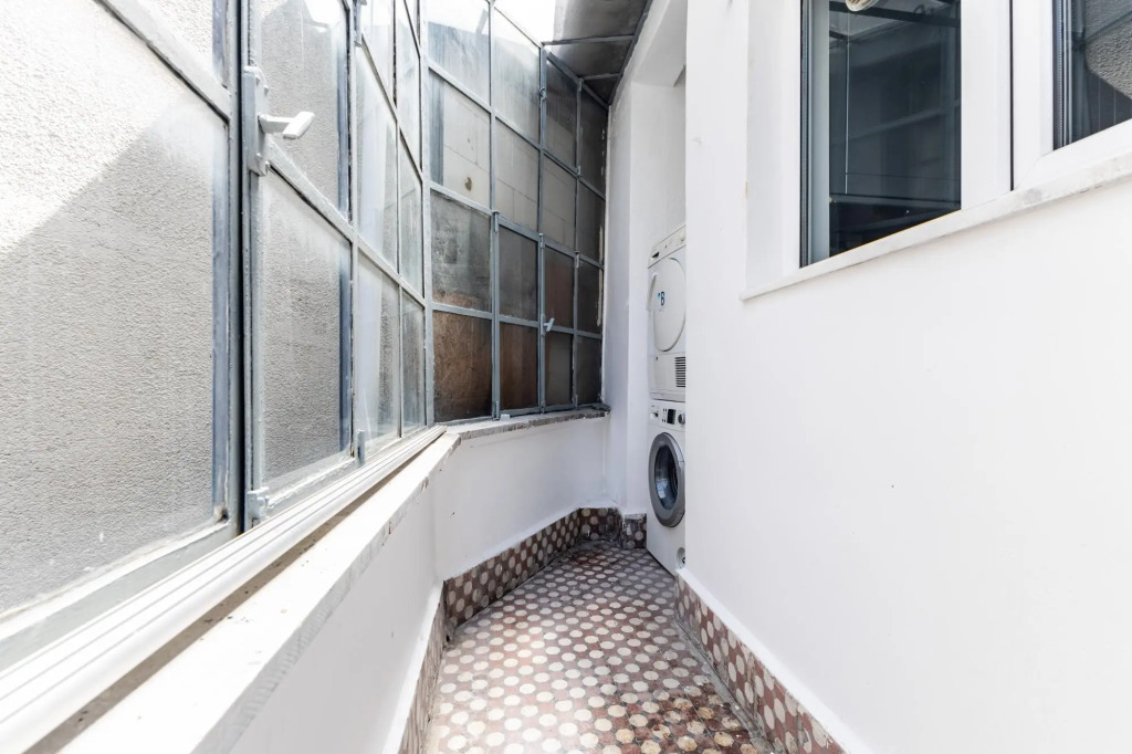 Amazing Flat near Osmanbey Metro Station