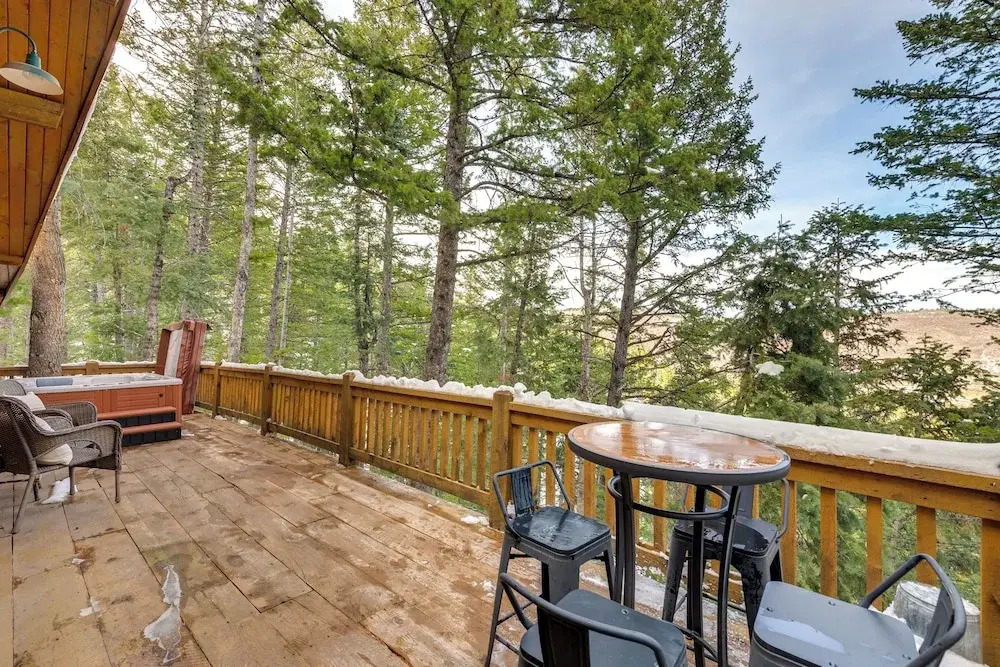 ~ 13 Mi to Main St: Park City Cabin w/ Mtn Views!