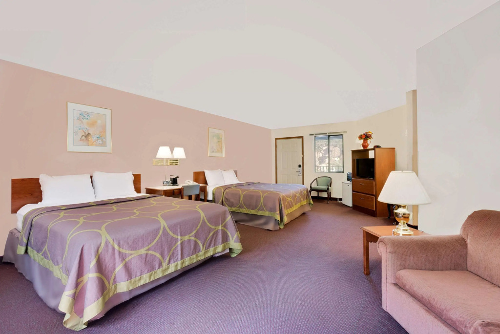 Super 8 by Wyndham Keystone/Mt. Rushmore