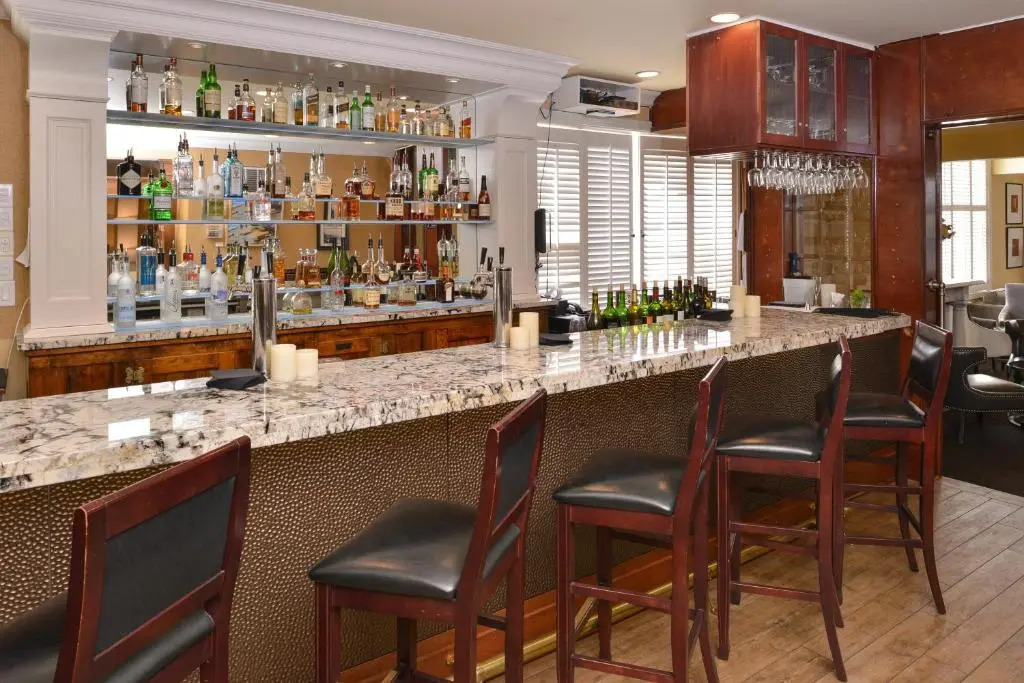Majestic Inn and Spa