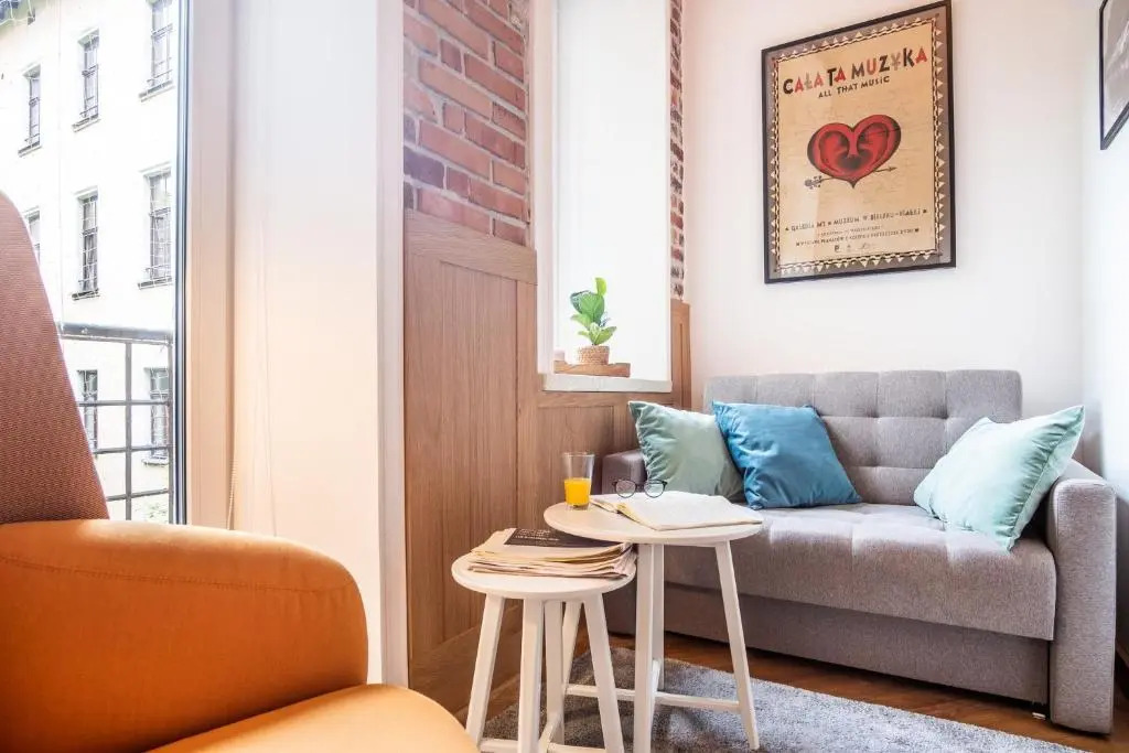 Tower Street Apartments by MB Apartments