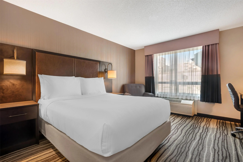 Best Western PLUS Calgary Centre Inn