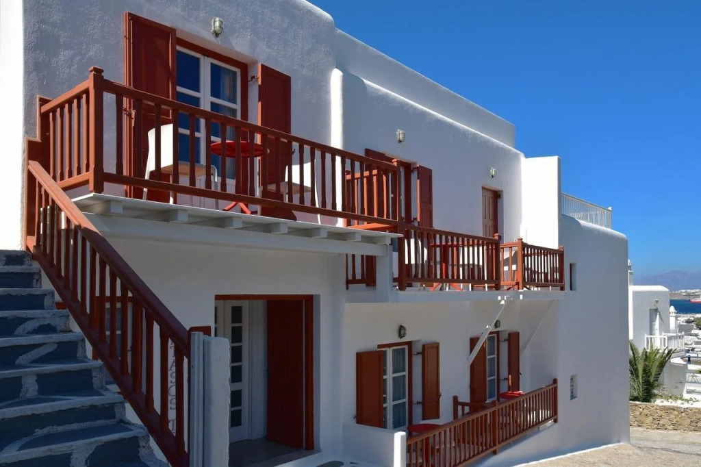 Petasos Chic Hotel