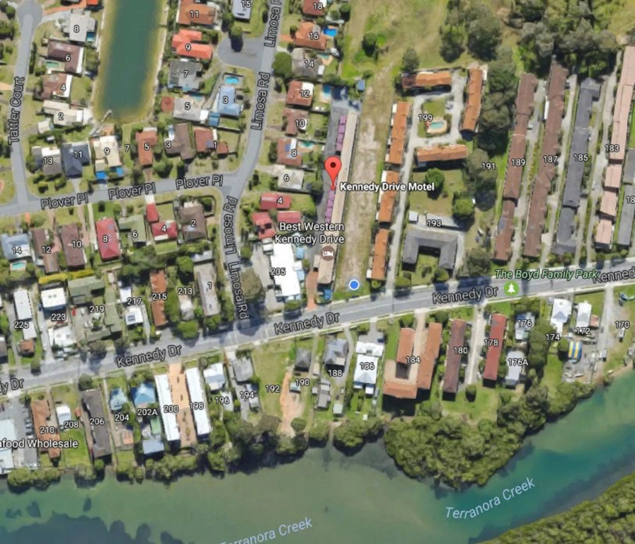 Kennedy Drive Boutique Motel & Nursery- Close To City Centre & Airport