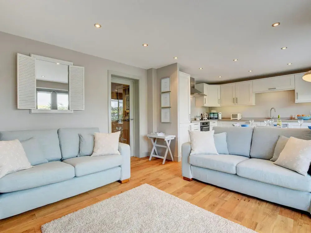 Beautiful Luxury Apartment Located in the Tranquil Village of Kingswear