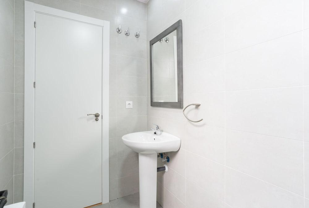 Teatro Plaza Apartments