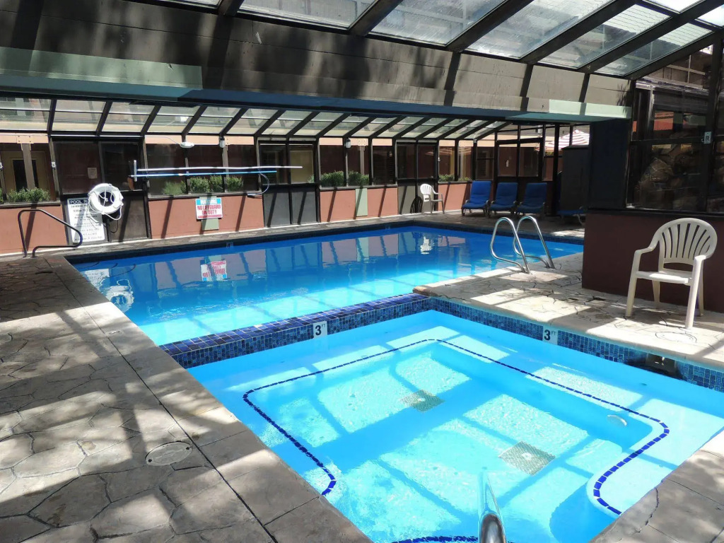 GetAways at Park Regency Resort