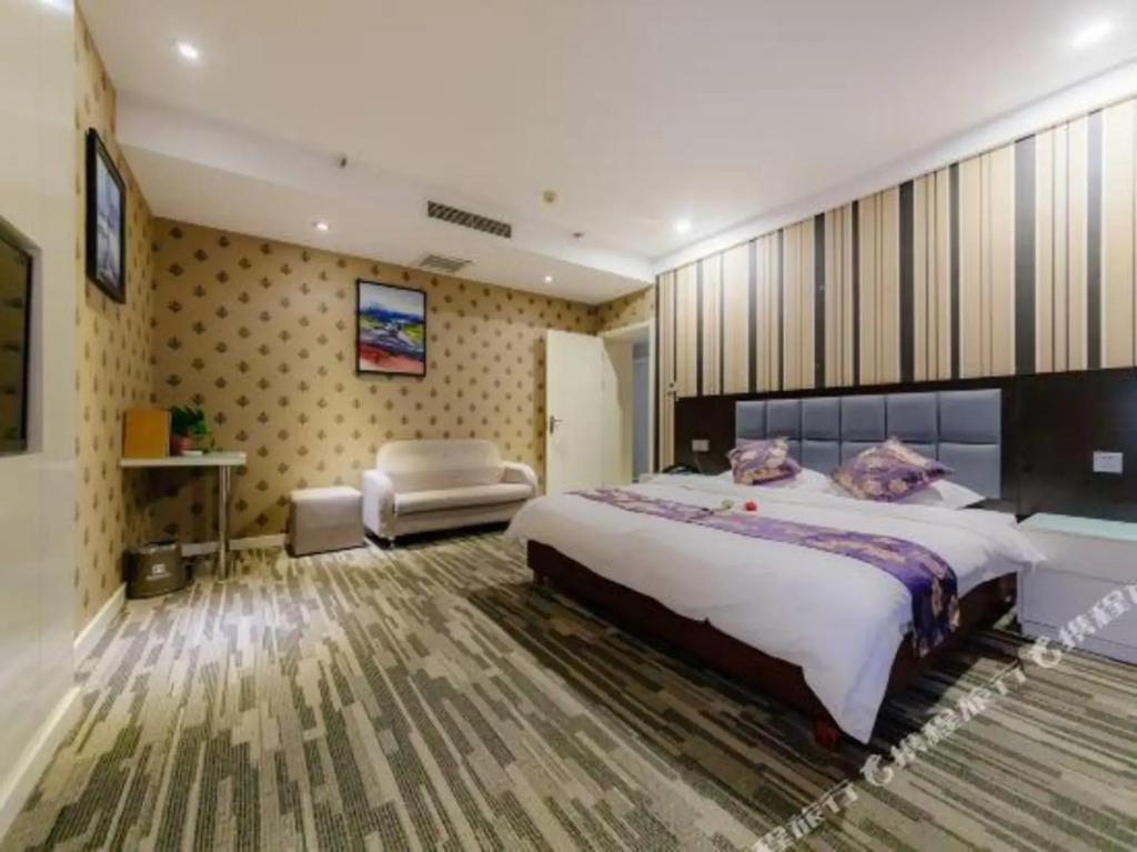 Yudu Business Hotel (Zhengzhou High-speed Railway East Station Commercial Center Branch)
