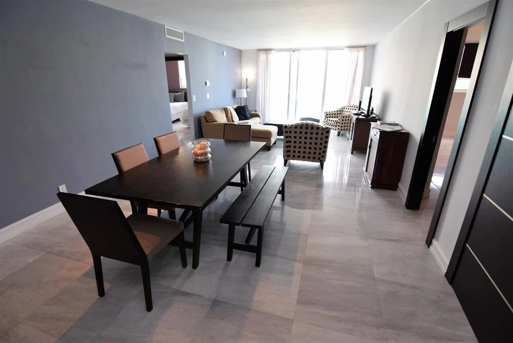 Spectacular Ocean View -  2 Beds + 2 Baths On The Beach