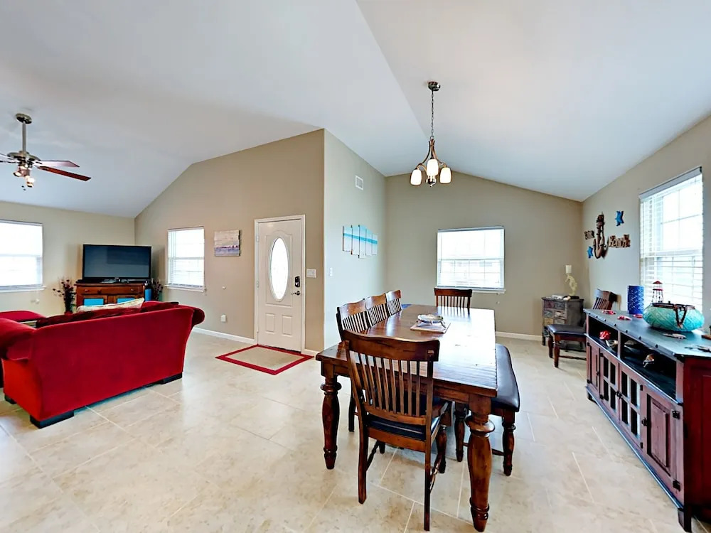 420 Chloes Way - Three Bedroom Home