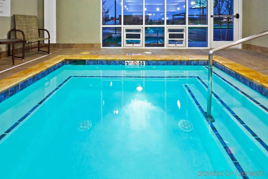 Holiday Inn Express Hotel & Suites Ooltewah Springs - Chattanooga by IHG