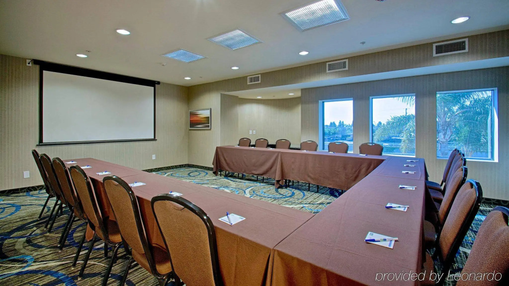 Hampton Inn by Hilton Costa Mesa Newport Beach