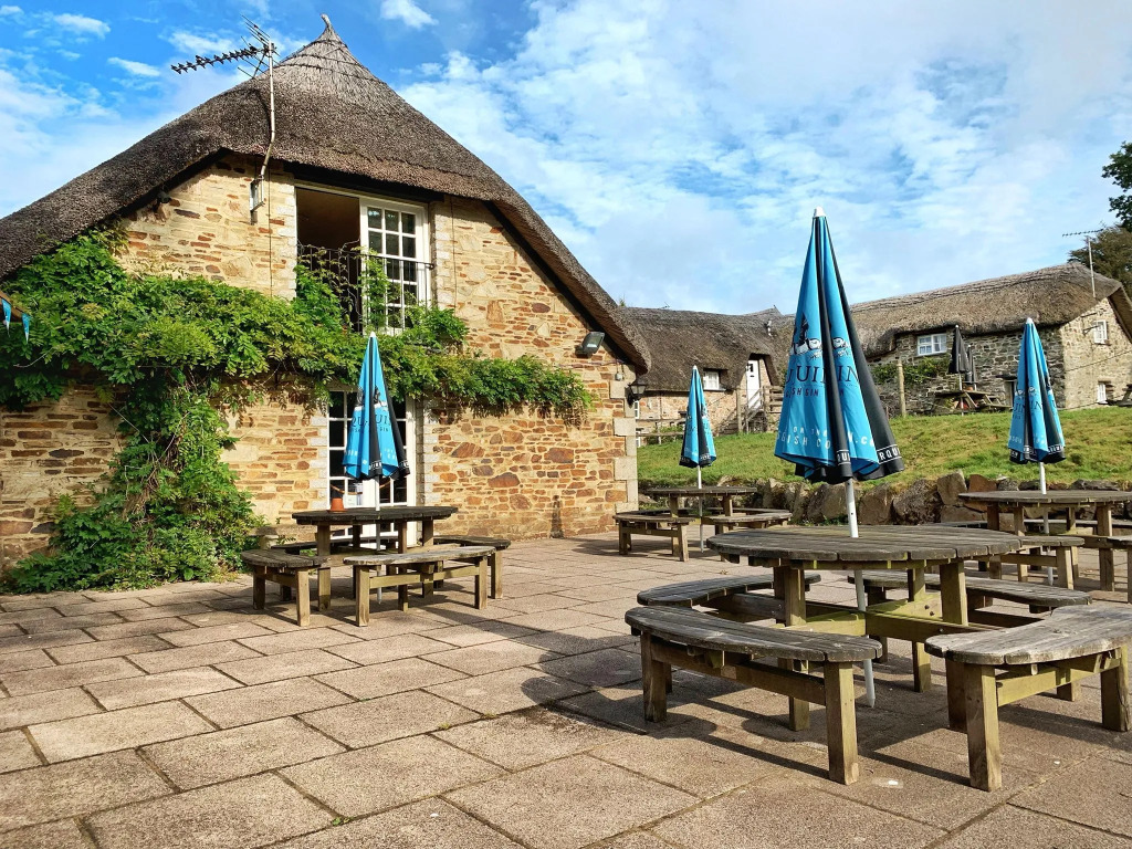 Bearslake Inn