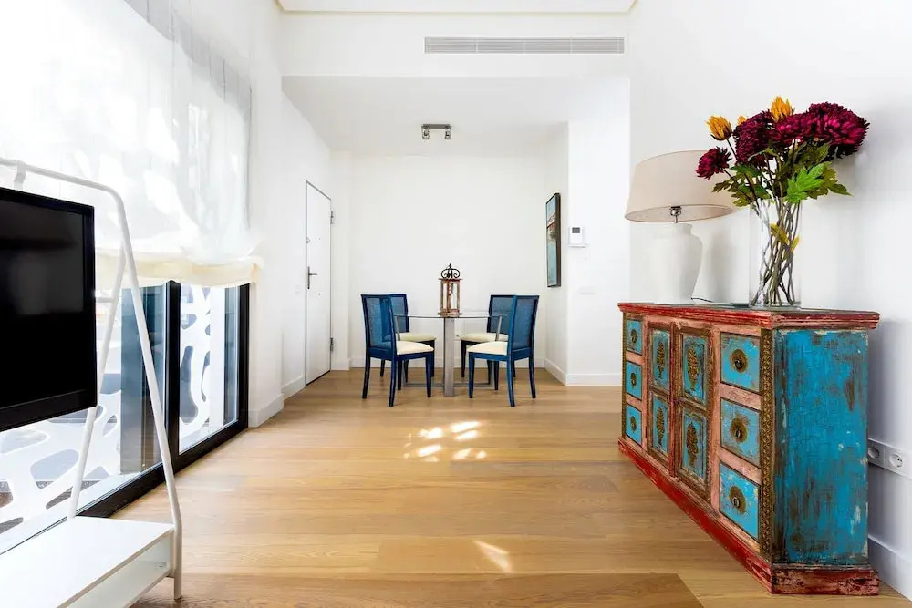 Brand New 2 Bd Apartment on Santa Cruz Quarter Mateos Gago II