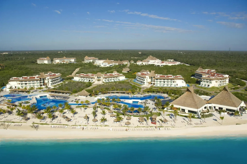 BlueBay Grand Esmeralda - Все включено
