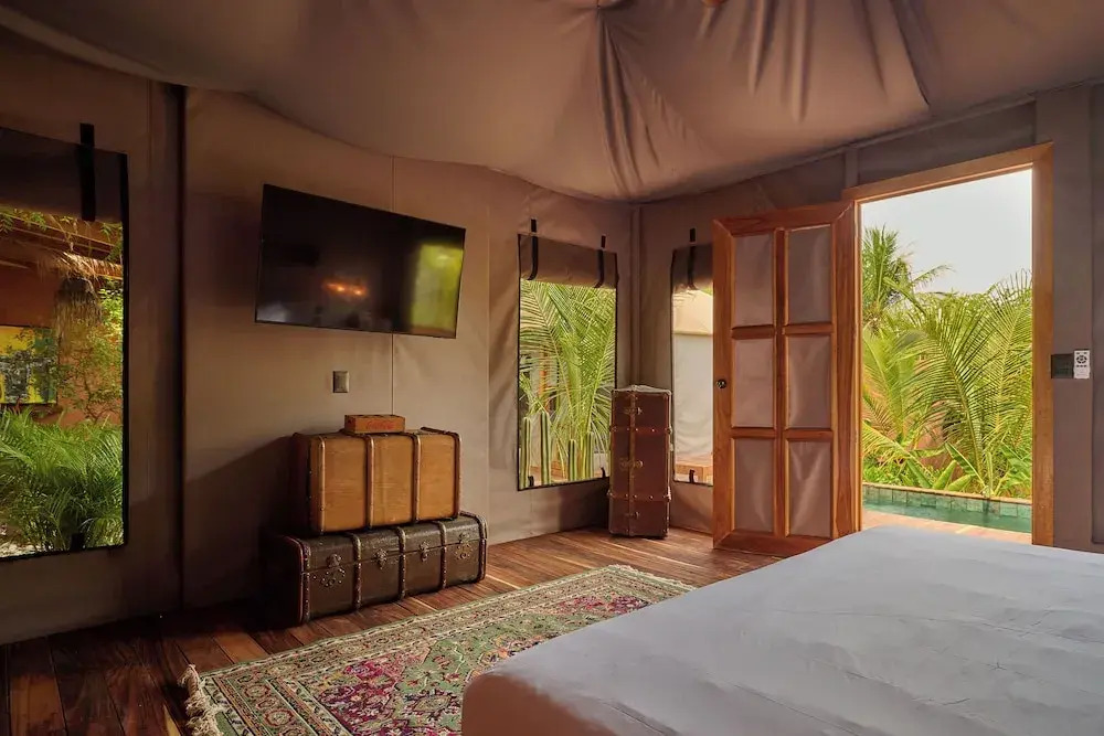 Punta Mozambique - Glamping de lujo con AC
