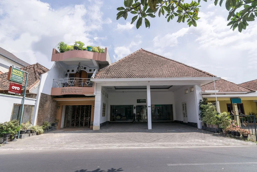 OYO 1412 Hotel Prayogo III Near RS Pratama Yogyakarta