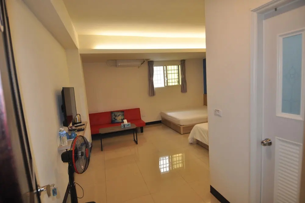 Han Yay Bay Hotel