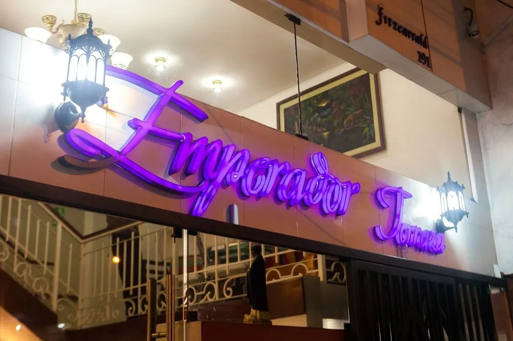 Emperador Terraza Hotel