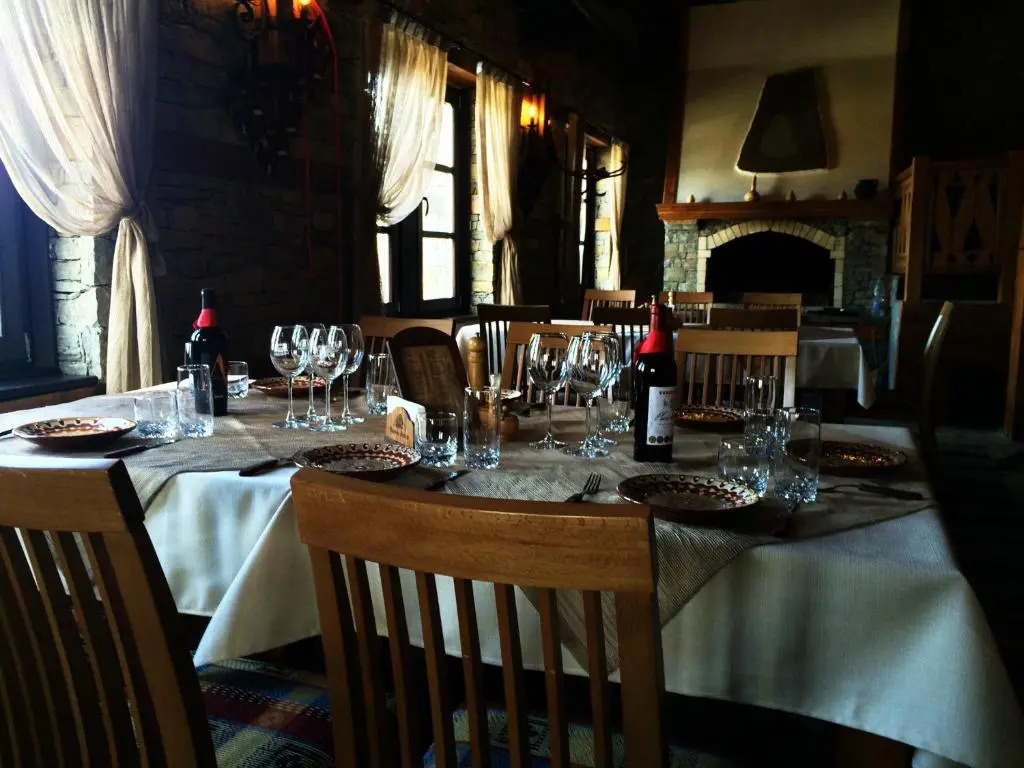 Hotel Leshten