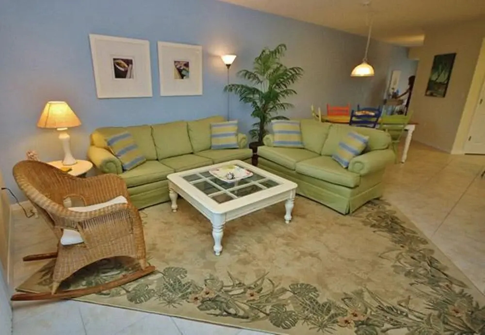 Oceanwalk 7-302 Apartment 2
