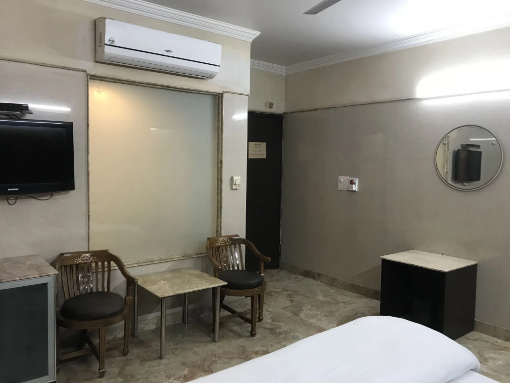 Hotel Singh Palace