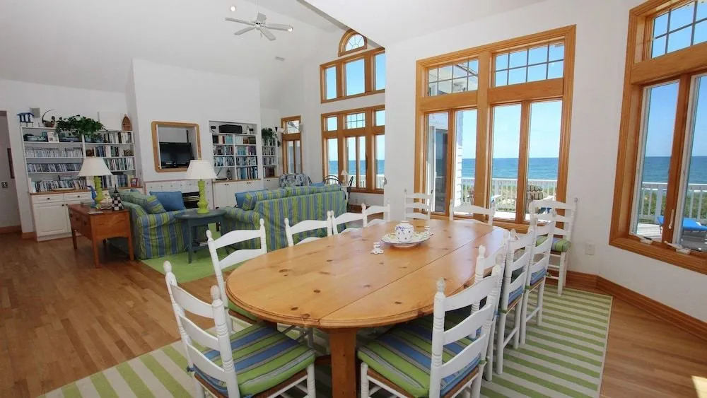 Sandy's Way - 5 Br Home