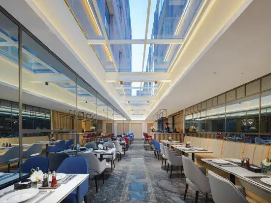 Park Inn by Radisson Tianjin Five Old Street Nanjing Road