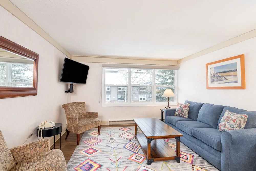 Mountainside Inn 122 1 Bedroom Condo by Alpine Lodging Telluride