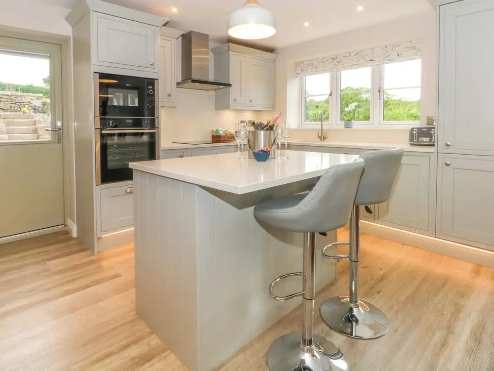 Small Lane Cottage