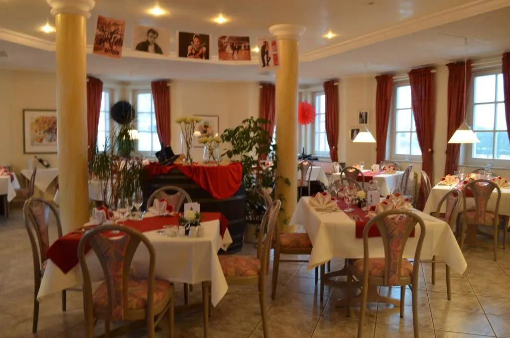 Castell Hotel & Restaurant