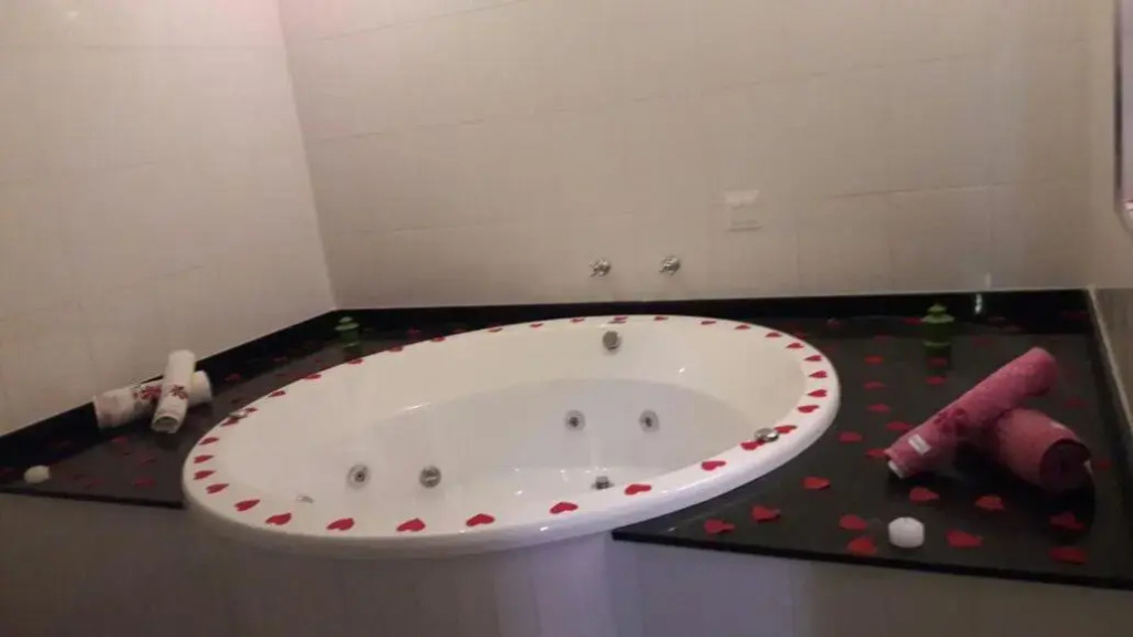 Motel Paradise