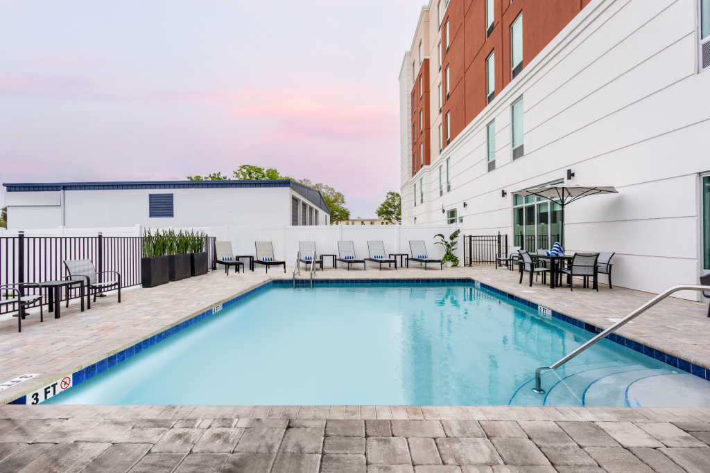 Staybridge Suites Winter Haven - Auburndale
