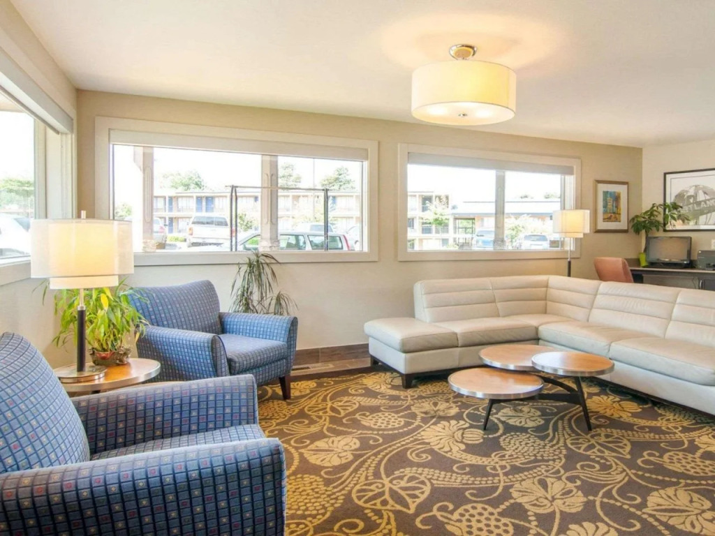 Quality Inn & Suites Portland Airport