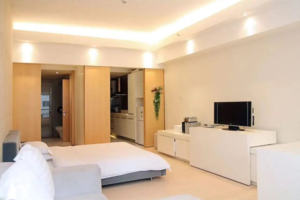 Private-Enjoyed Home ApartHotel - R&F Stanley Apartment