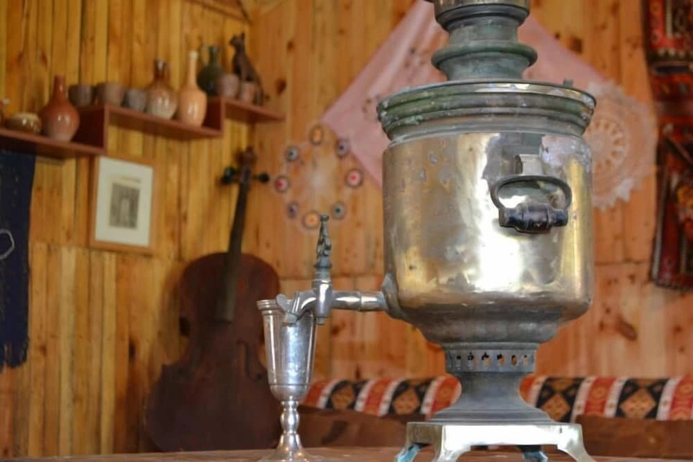 IRIS B&B in DEBED CANYON