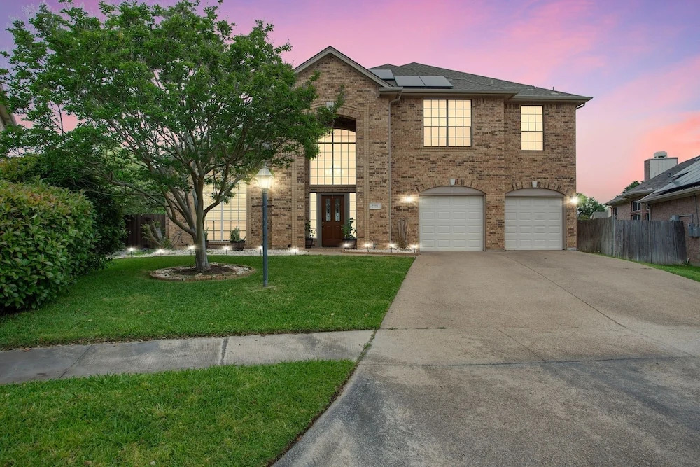Tranquil Arlington Retreat With Private Pool 6 Bedroom Home