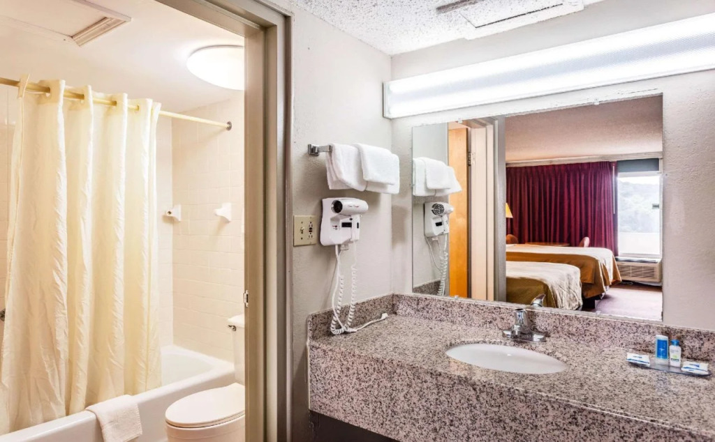 Econo Lodge Renfro Valley