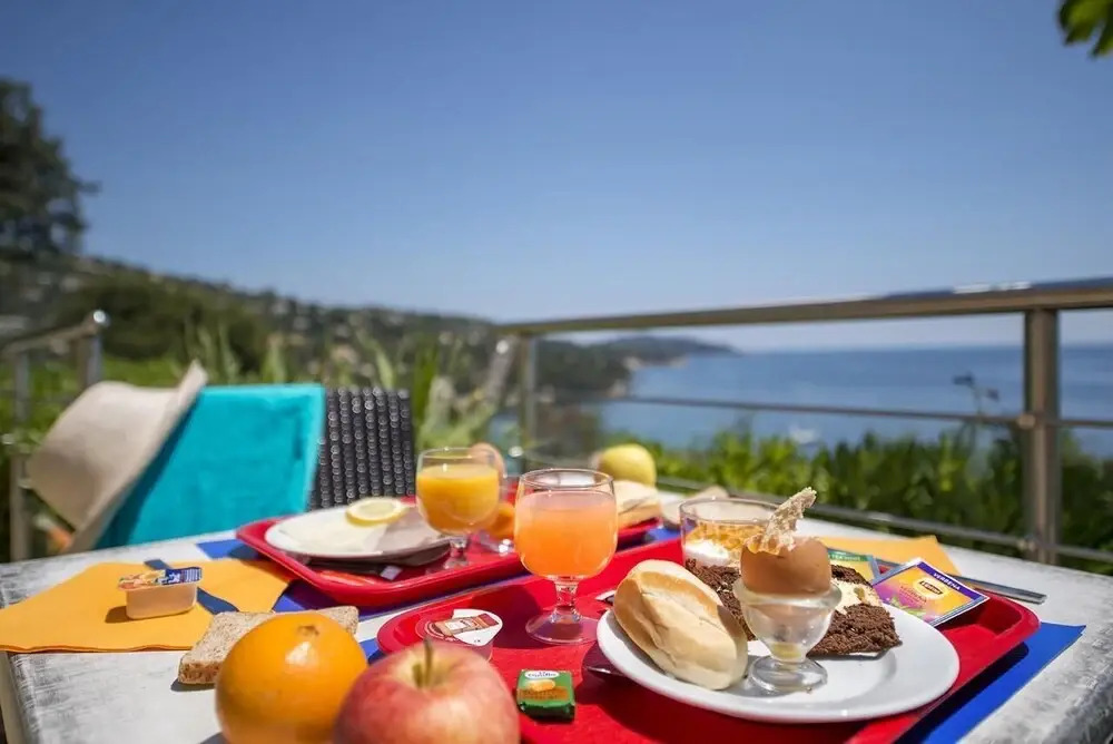 Hôtel-Club du Domaine dAiguebelle, USSIM Vacances