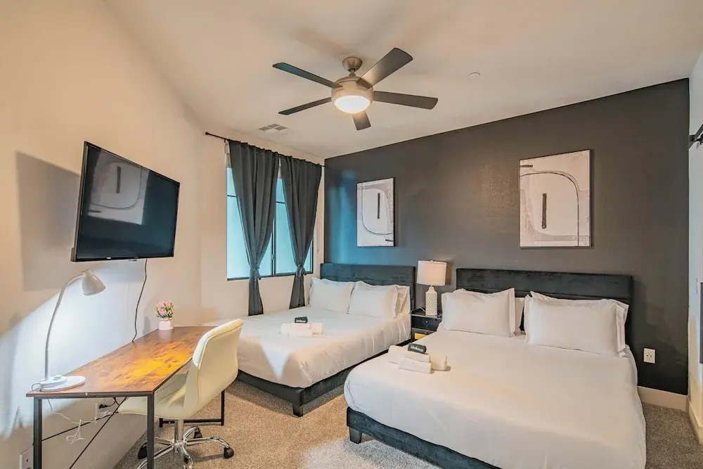 ROVE LIVING/KB - Scottsdale Grand