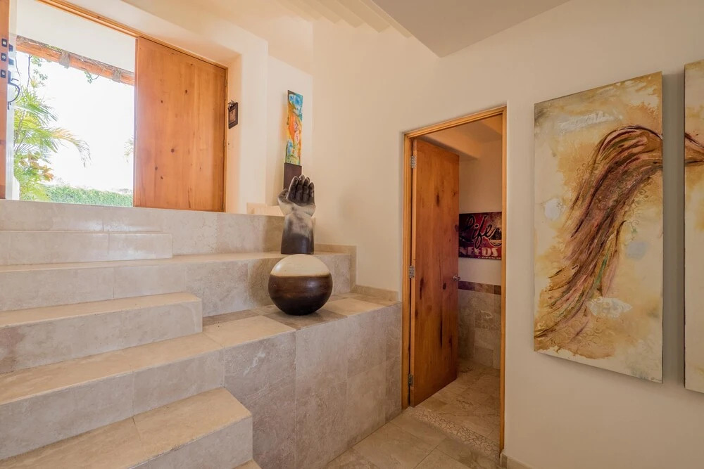 Expansive Views of Famous Cabo Arch: Villa Sirena
