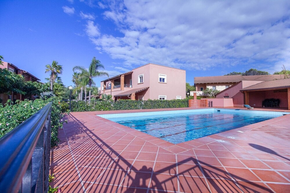 2 Bedroom Marittima villa - Sleeps 6 - RNU 82439