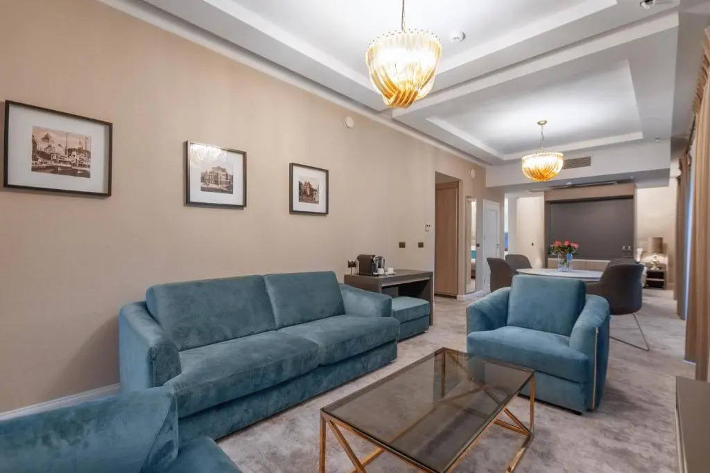 Grand Park Hotel