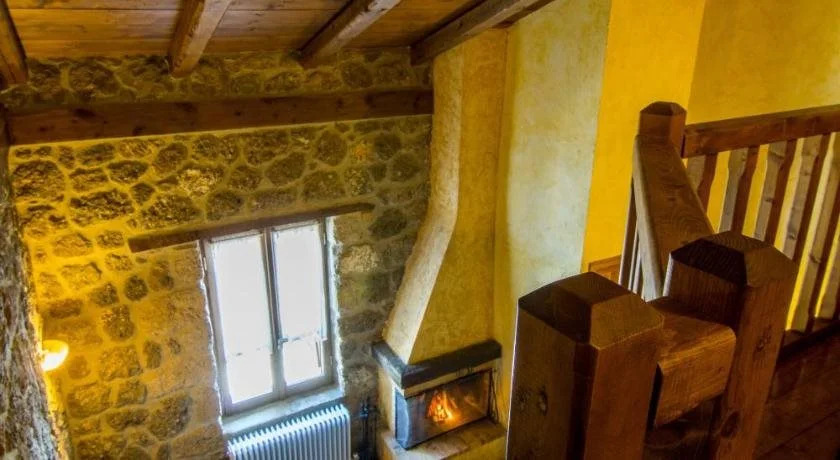 Pigi Tarlampa Hotel