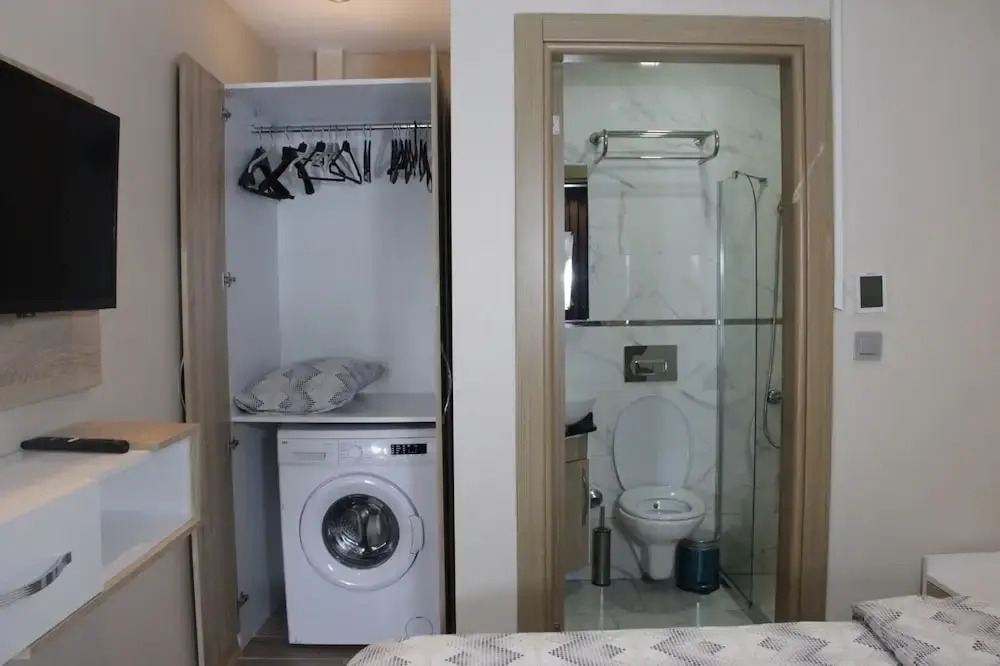 Solo Suites Hotel