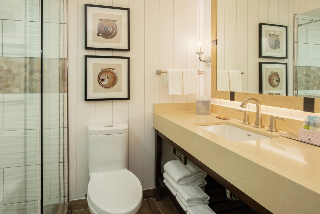Edgewater Missoula, Tapestry Collection by Hilton