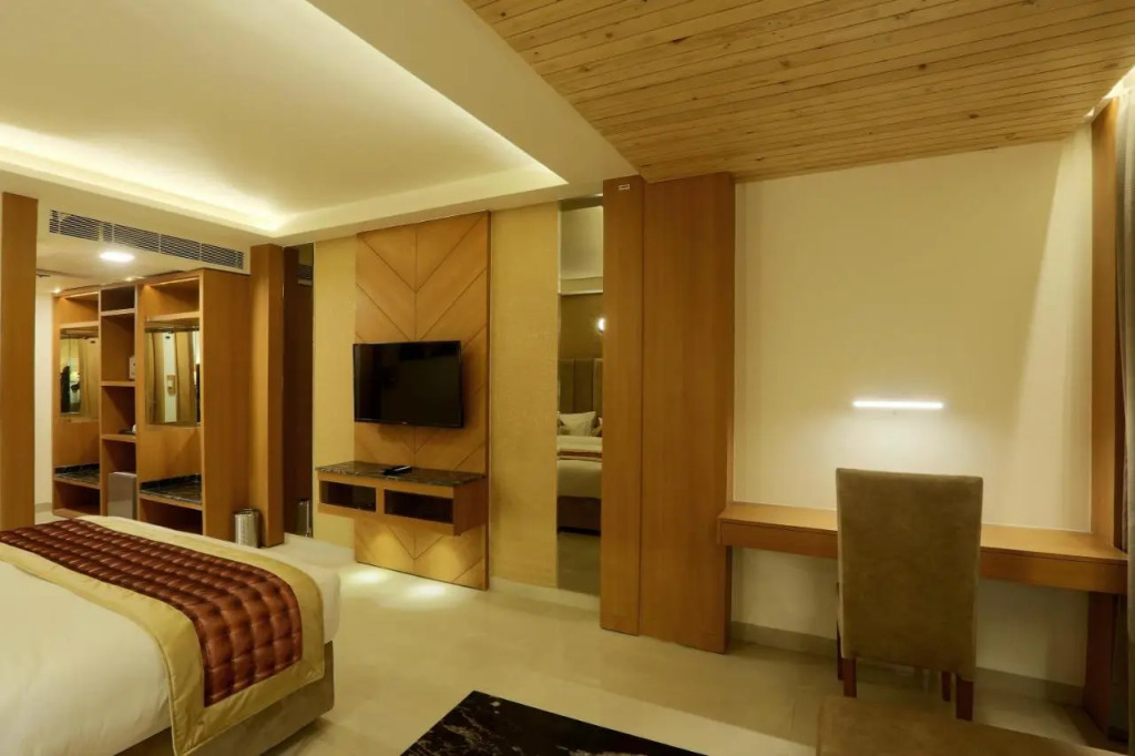 Hotel Omega - Gurgaon Central